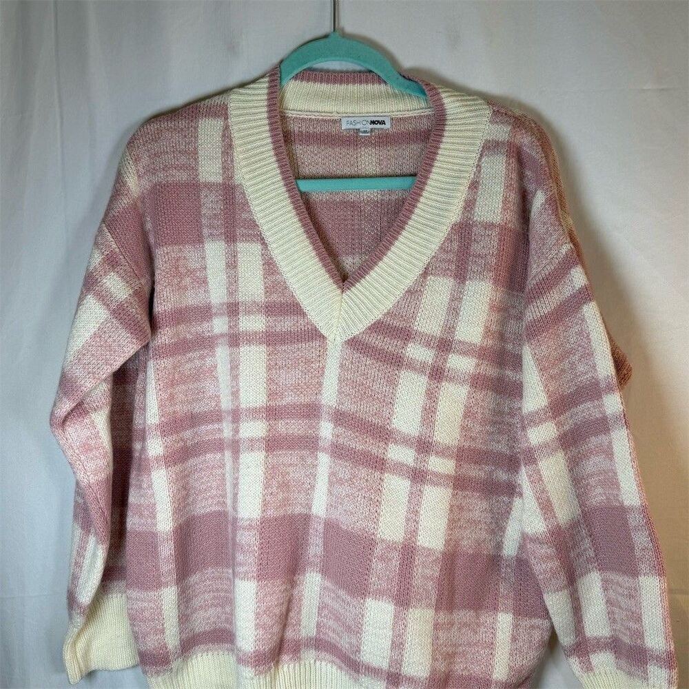 Fashion Nova Sweater Womens XS Pink Ivory Plaid V-Neck Oversized Pullover
